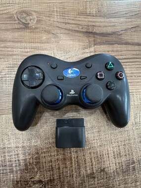 Logitech PlayStation 2 Cordless Action Controller Model G-X2D11 with Dongle